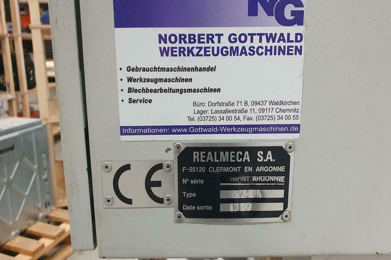 Used REALMECA RV 2 5A - 2000