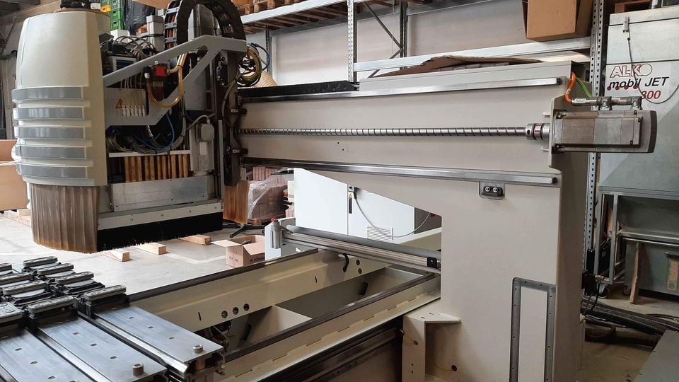 Used Holzher Pro-Master 7123 I CNC Machining Center I 2006