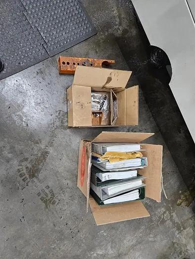 Usado Centro de Mecanizado Vertical Deckel Maho DMU 80T I