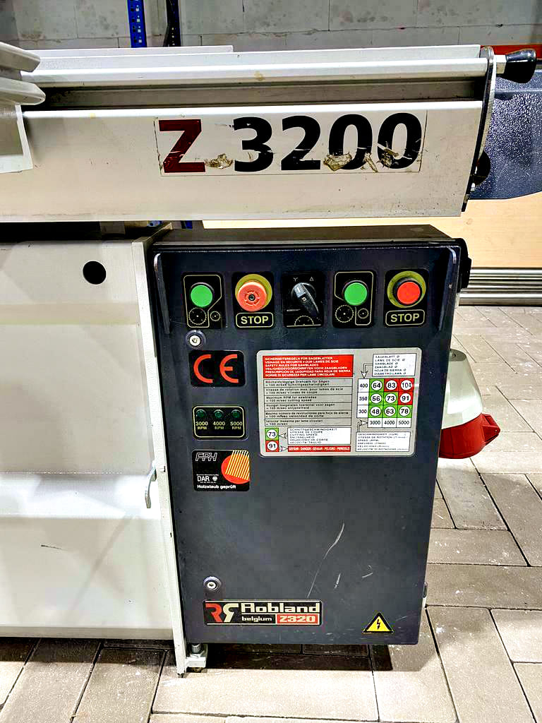Usado Robland Z3200 - Sierra de panel