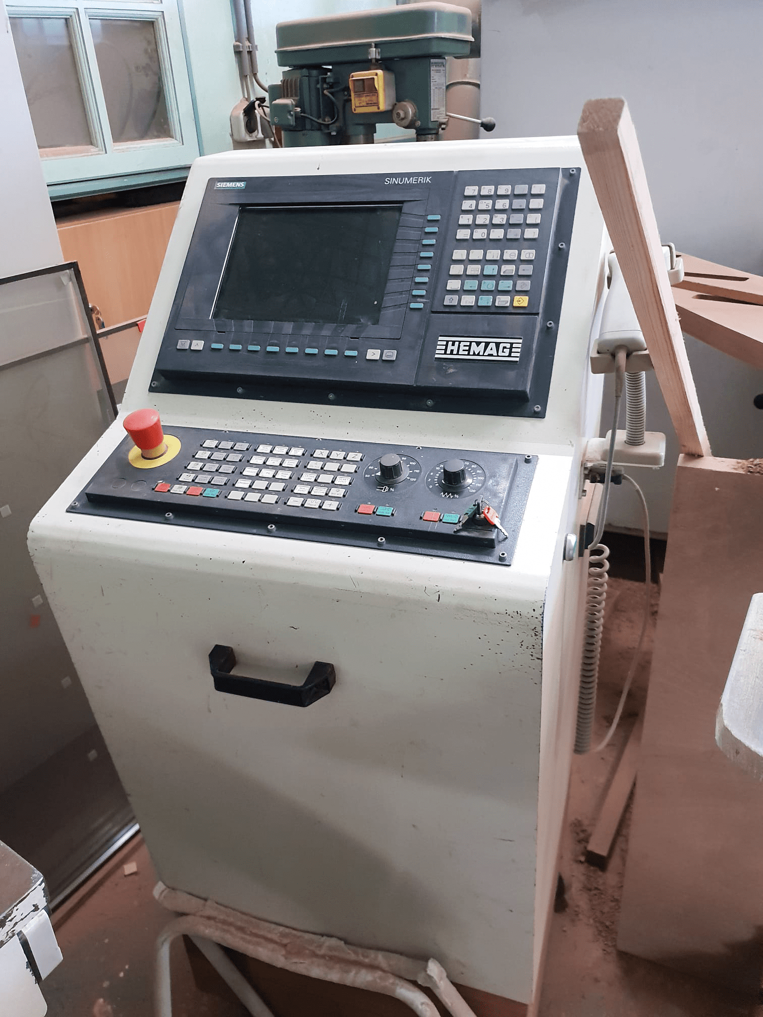 Usado Centro de Mecanizado CNC Hemag Windowflex 40/200 - 2000