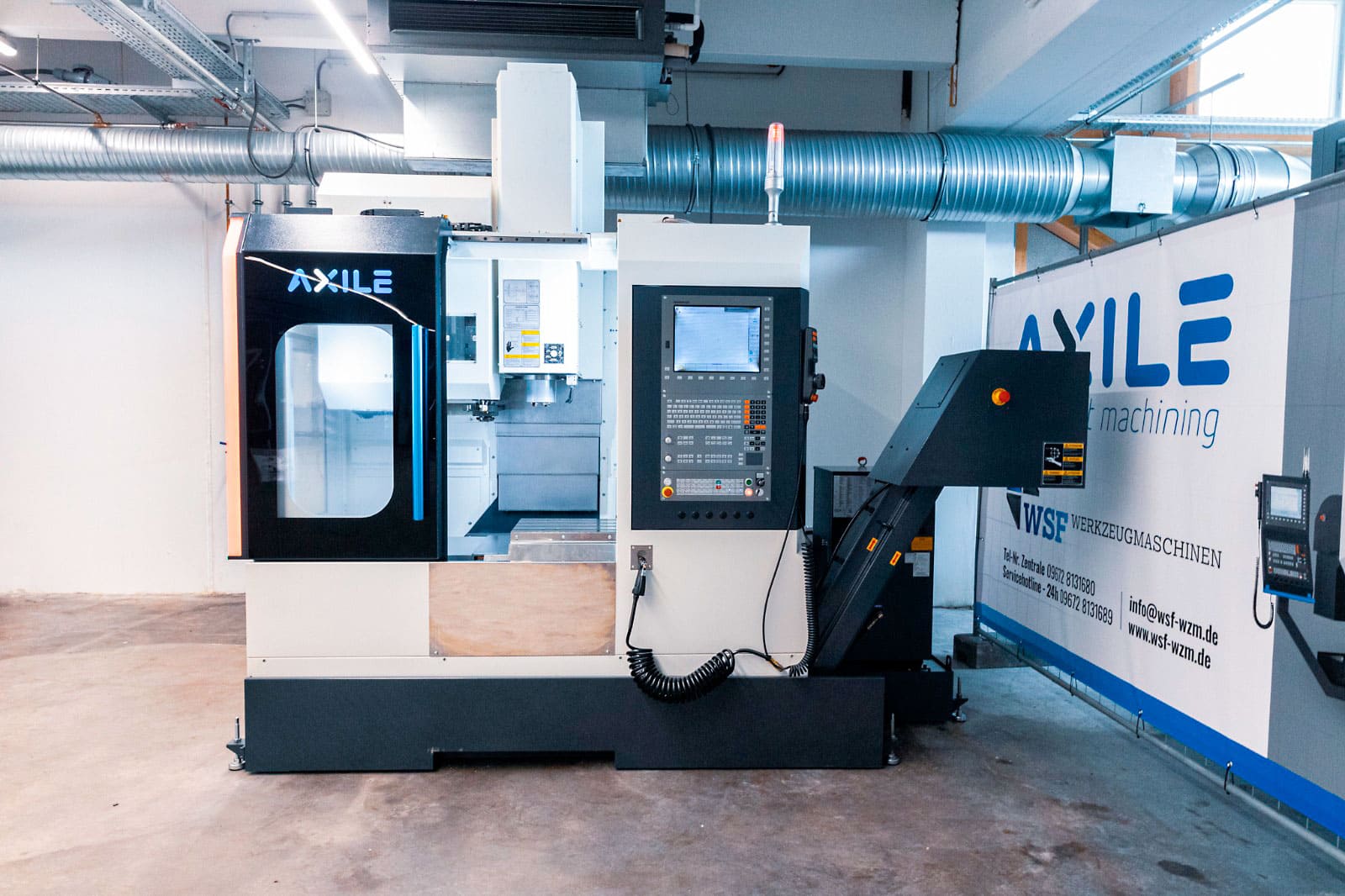 Usado Axile V4 - Centro de Mecanizado Vertical - 2020