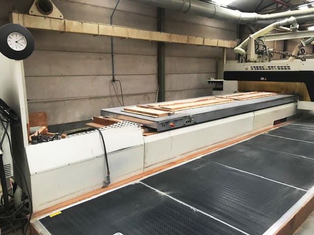 Gebruikt SCM RECORD 240 - 2003