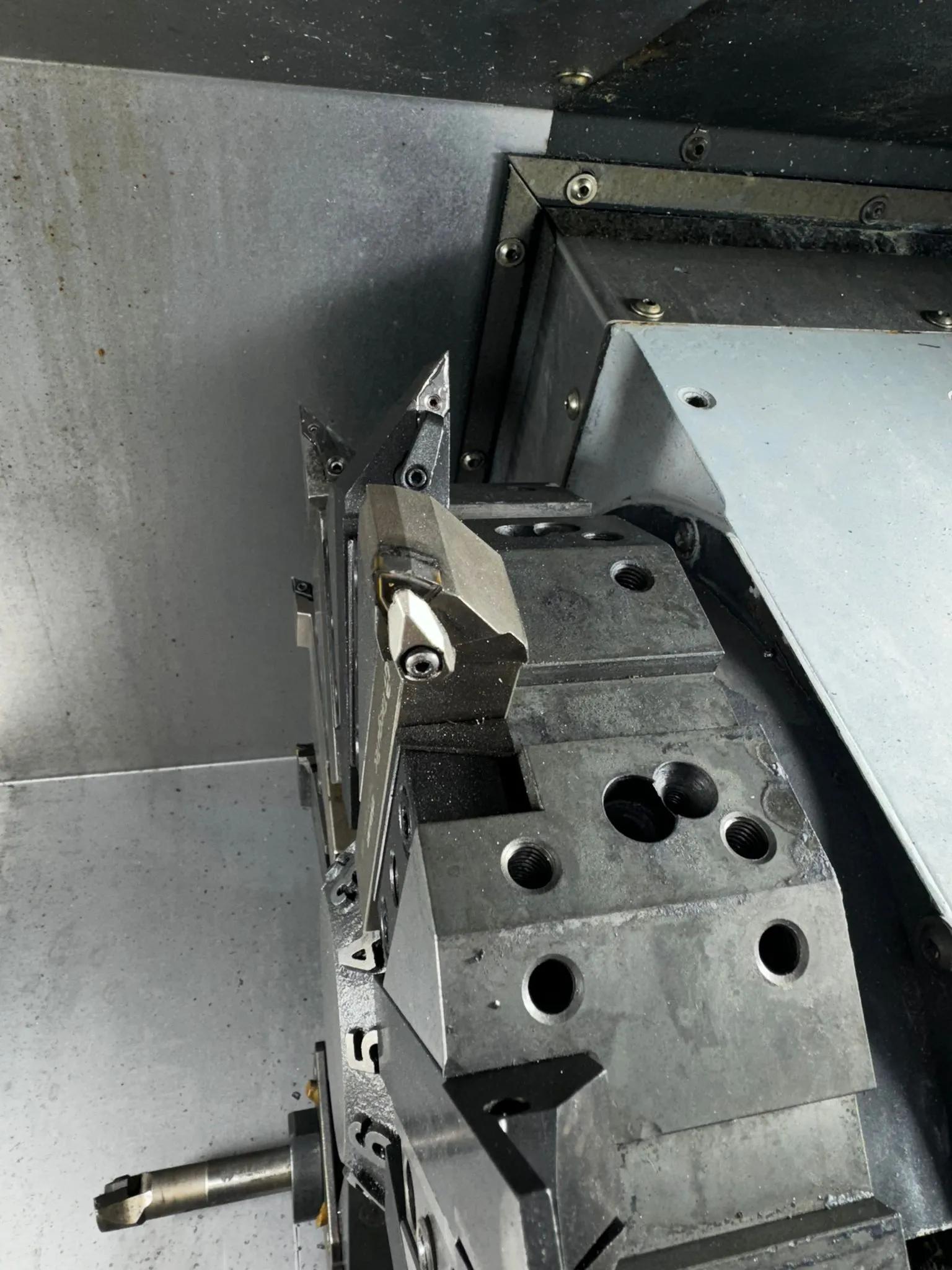 Usado Torno CNC Doosan Lynx 220 I