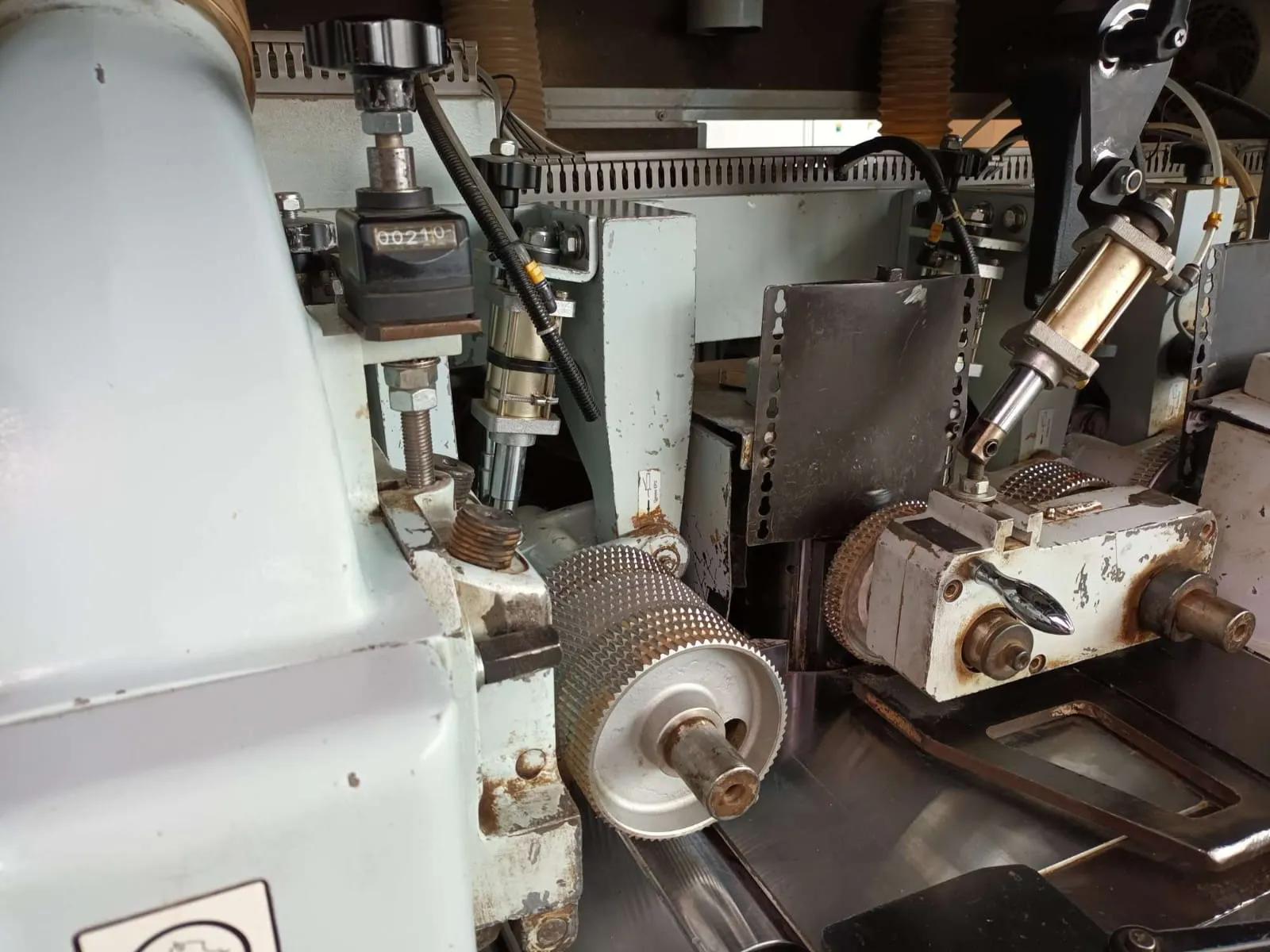 Usado Kuper SWT XL-6A I Máquina de Aserrar y Moldear