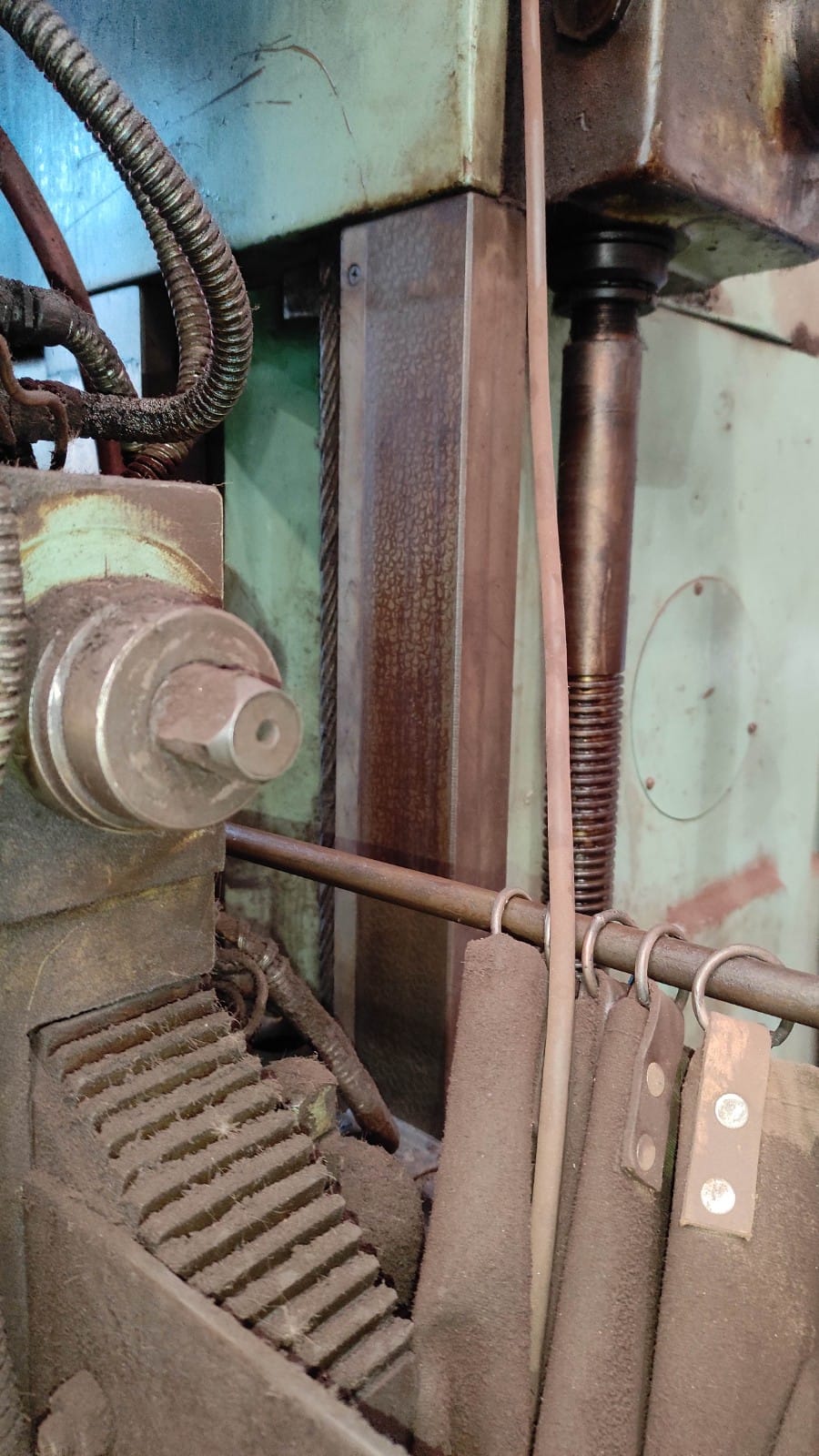 Usado Torno de torreta vertical Stanko VTL 1512 I, 1982