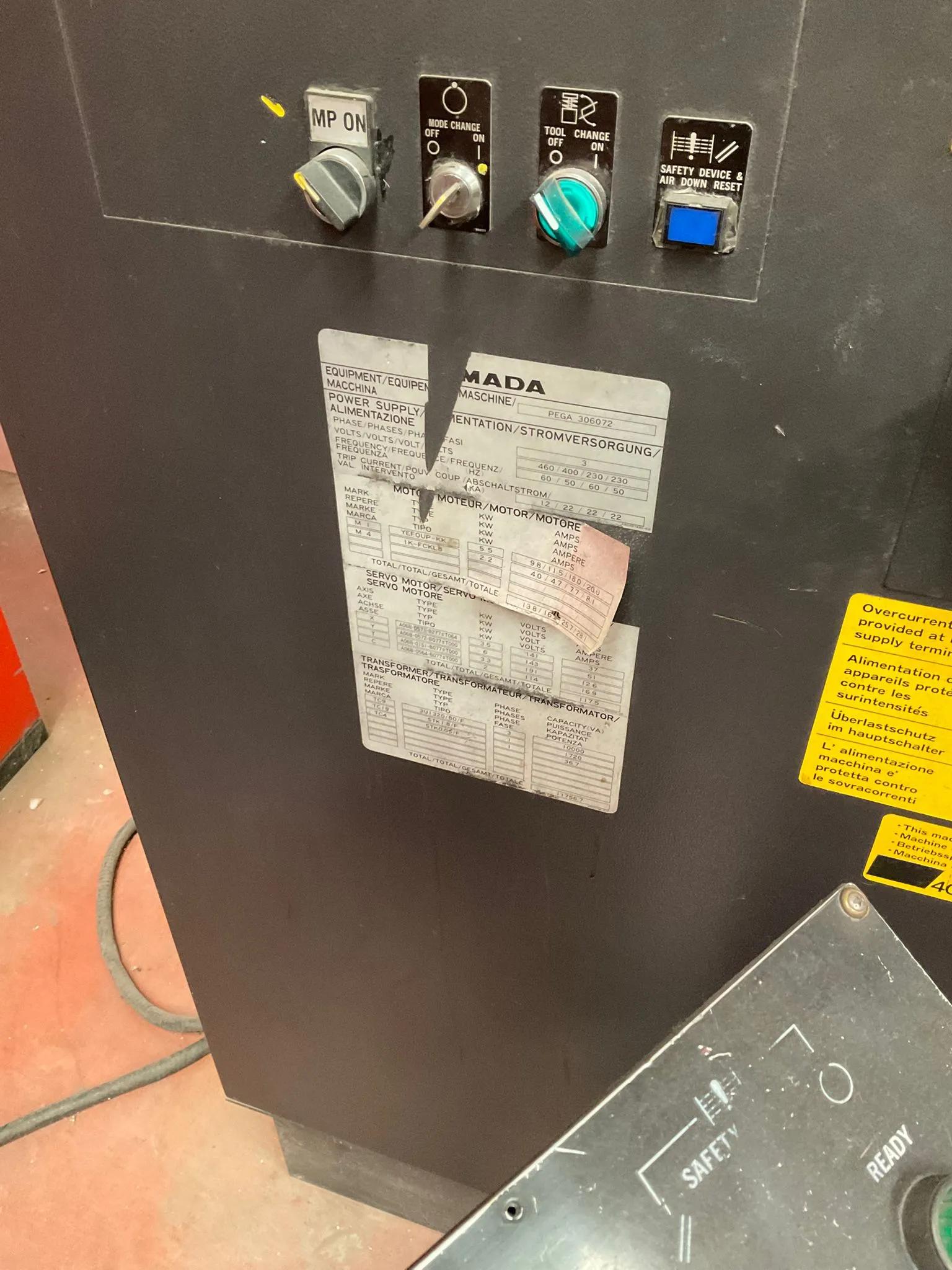 Gebruikt Amada Pega 367 I Ponsmachine