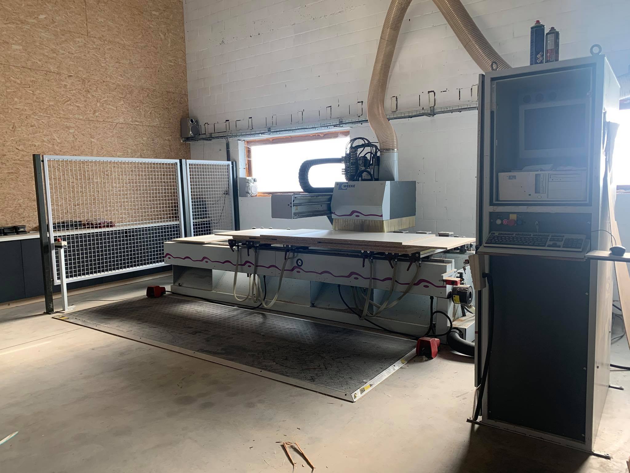 Usado WEEKE Optimat BHC 350 - Centros de mecanizado CNC - 2001