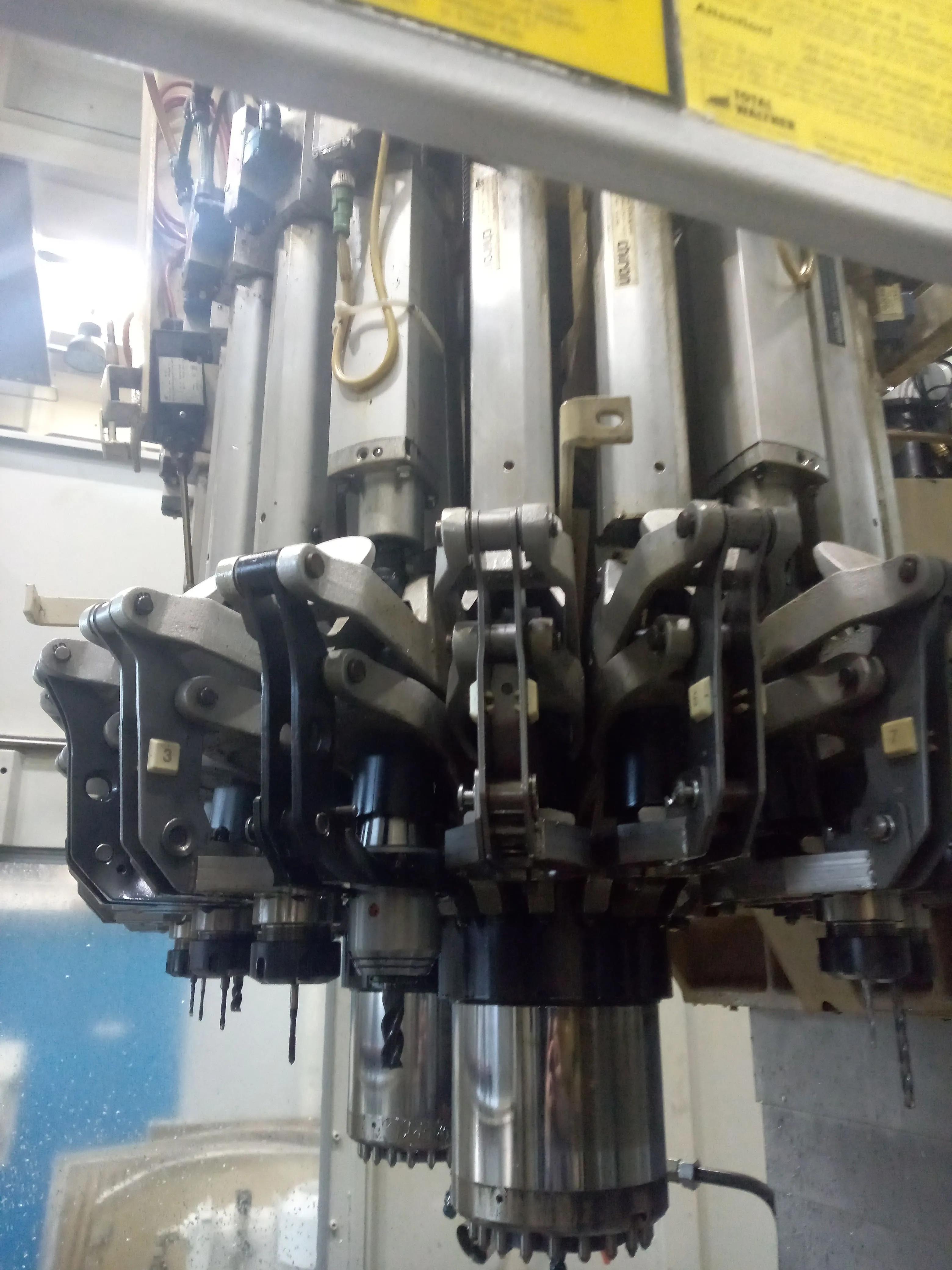 Gebruikt Chiron DZ 18 W Magnum I Verticale Bewerking Center