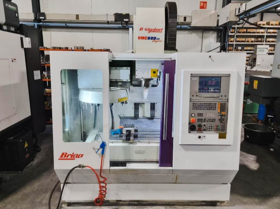 Used Bridgeport VMC 600 - Vertical Machining Center - 2000