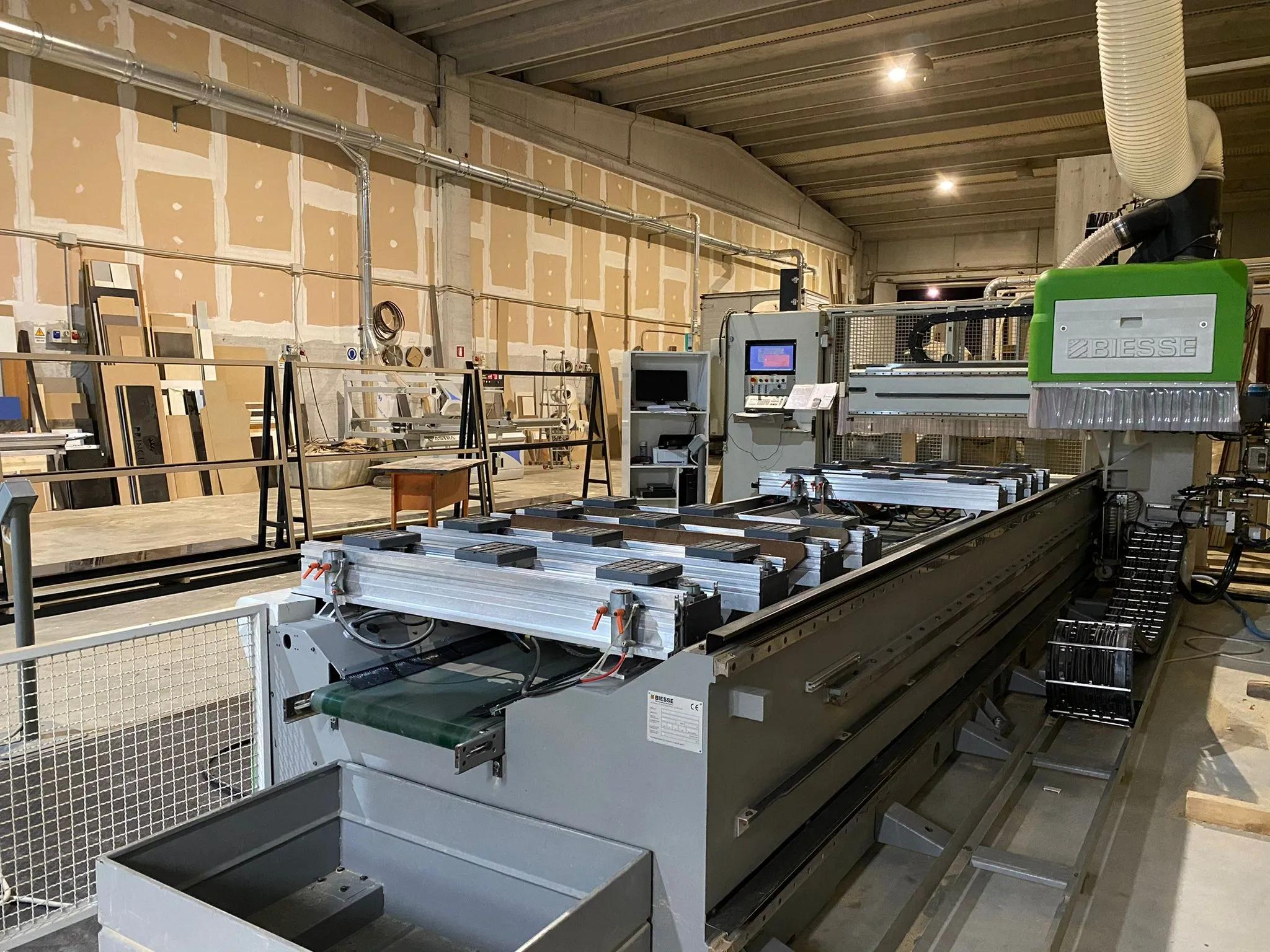 Usado Centro de Mecanizado CNC Biesse Rover 30 I