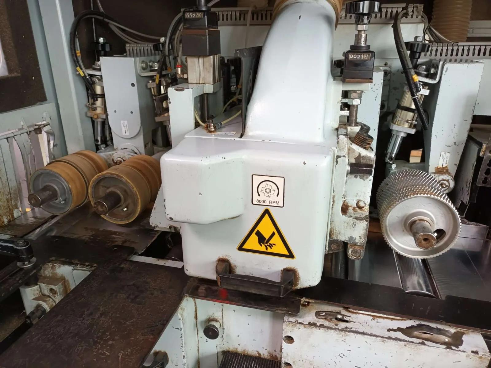 Usado Kuper SWT XL-6A I Máquina de Aserrar y Moldear