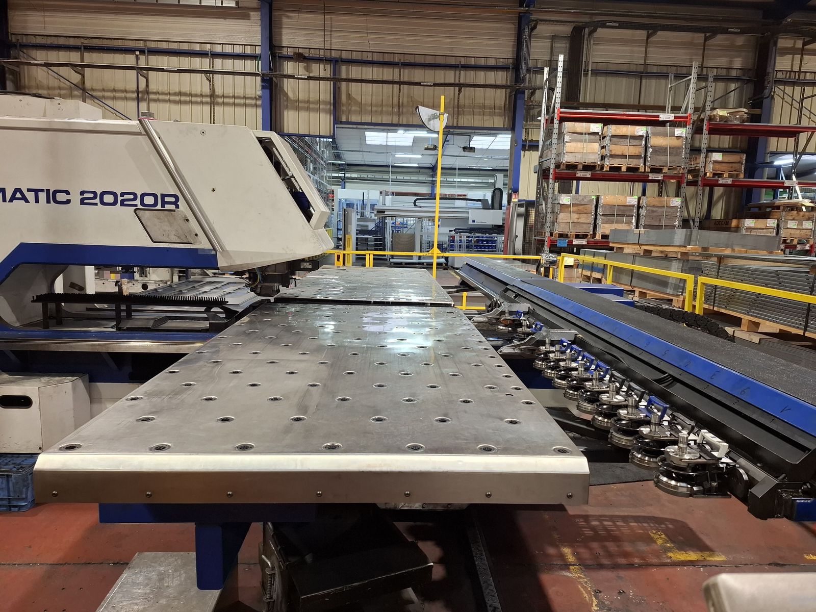 Used Trumpf Trumatic 2020R I Punching Machine I 2004