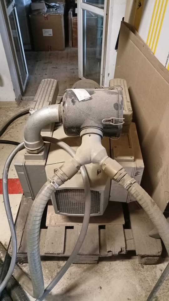 Used SCM Record 220 I CNC Machining Center I 1999