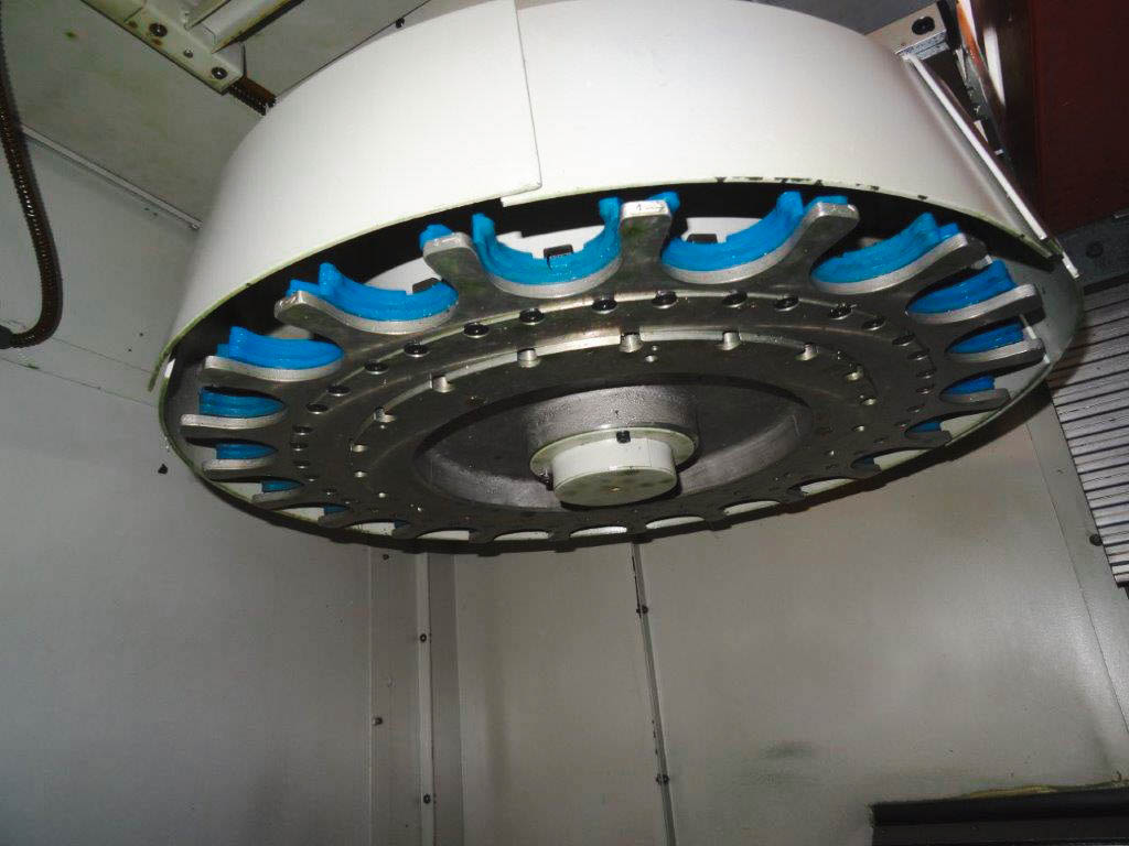 Used Cincinnati Milacron Sabre 750 - Vertical Machining Center - 1998