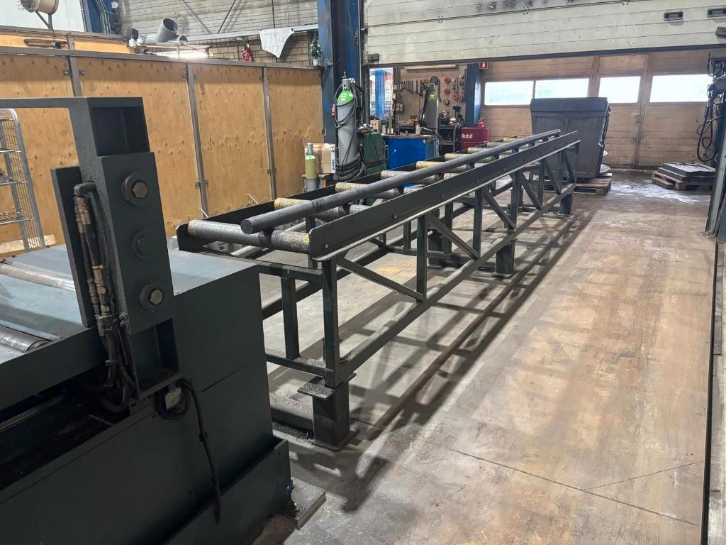 Used Cosen CNC-800DMM I Band Saw