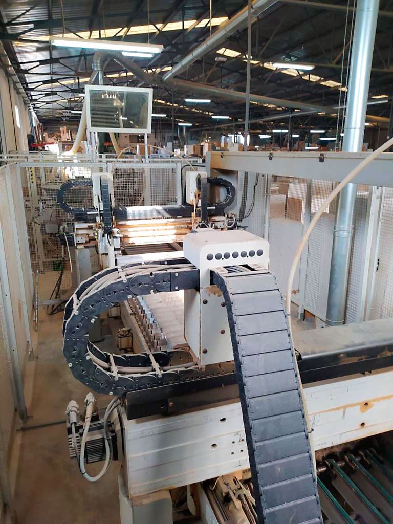 Usado Biesse Comil Insider KT2 - Centros de mecanizado CNC - 2002