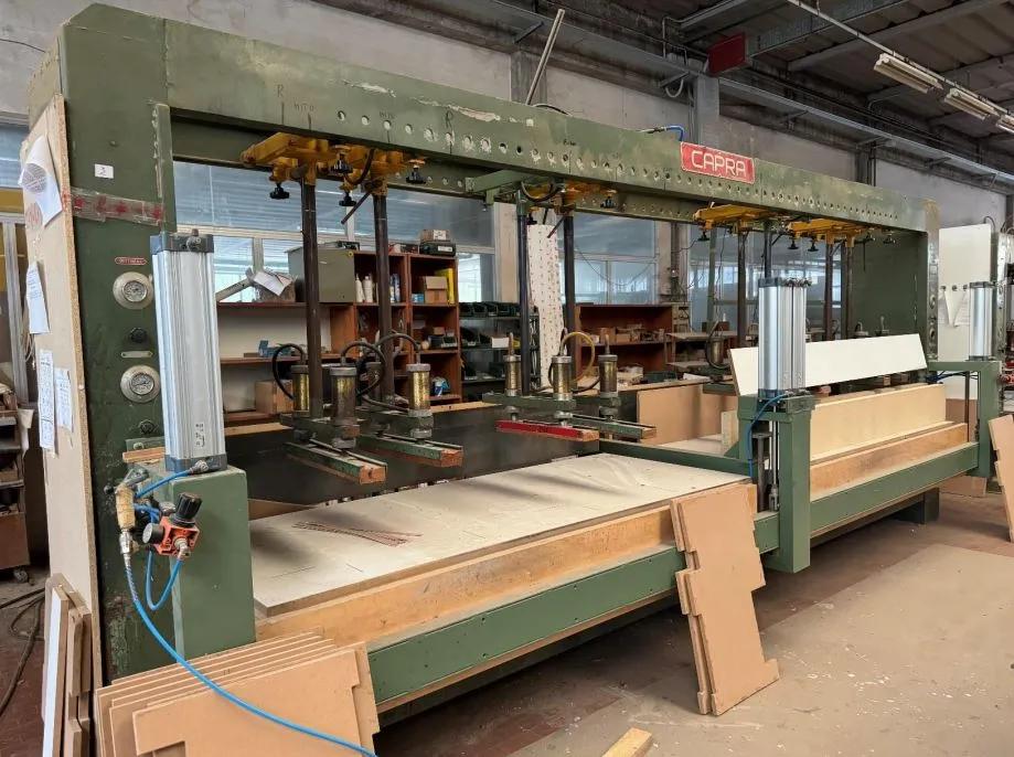 Gebruikt Complete Furniture Line I Productiefabriek