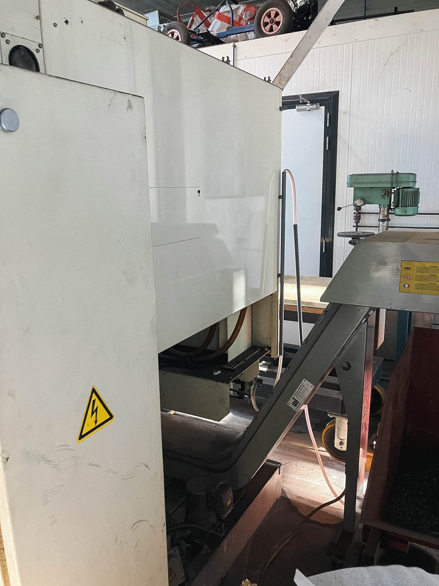 Used Okuma MX 45-VA - Vertical Machining Center - 1995