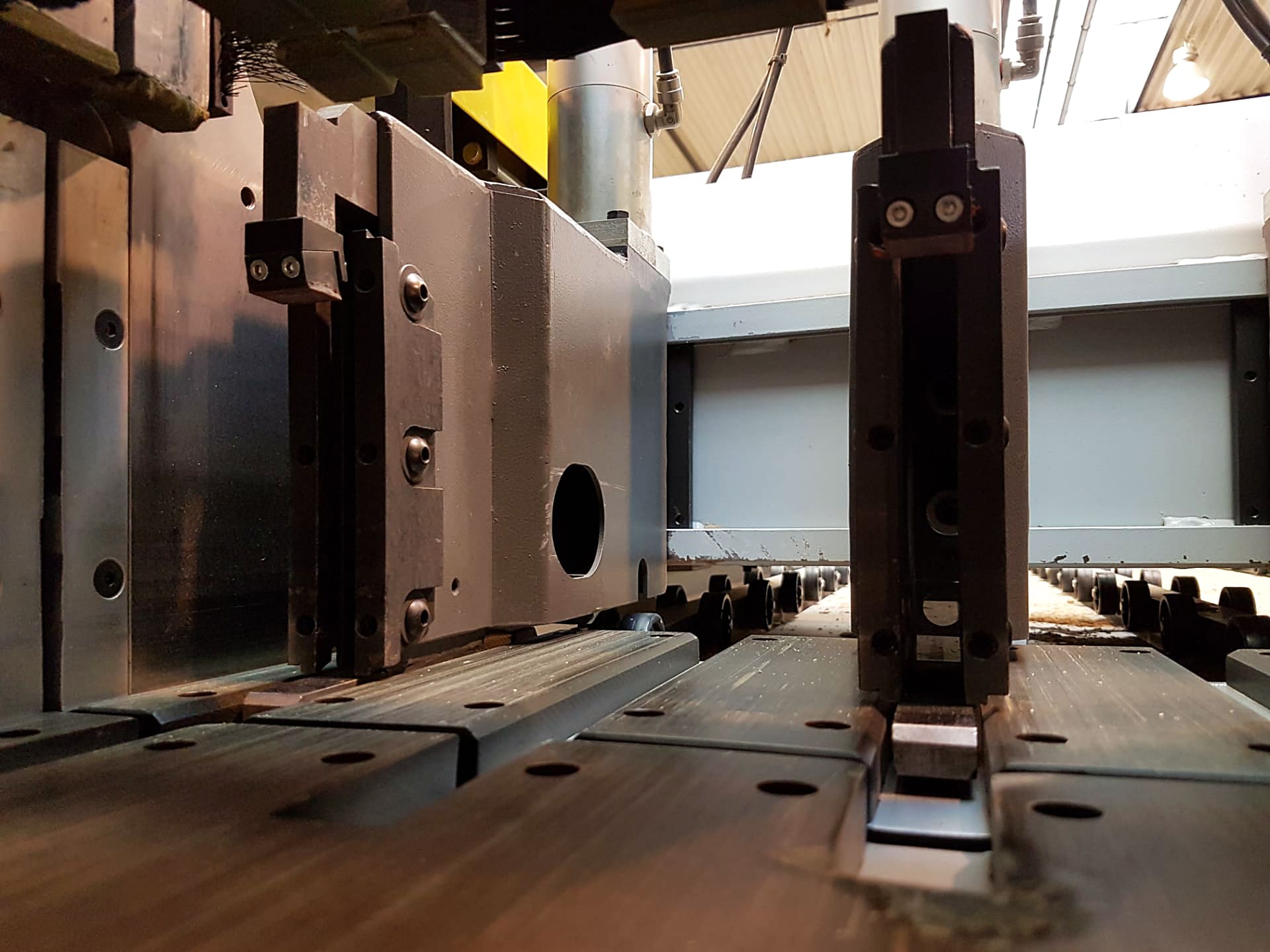 Used HOLZMA HPP 11/43/43 - 1997