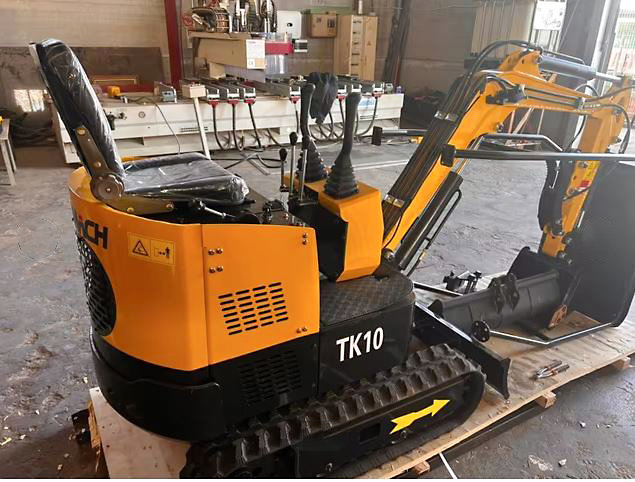 TKMach TK10 - Mini Excavator - 2023