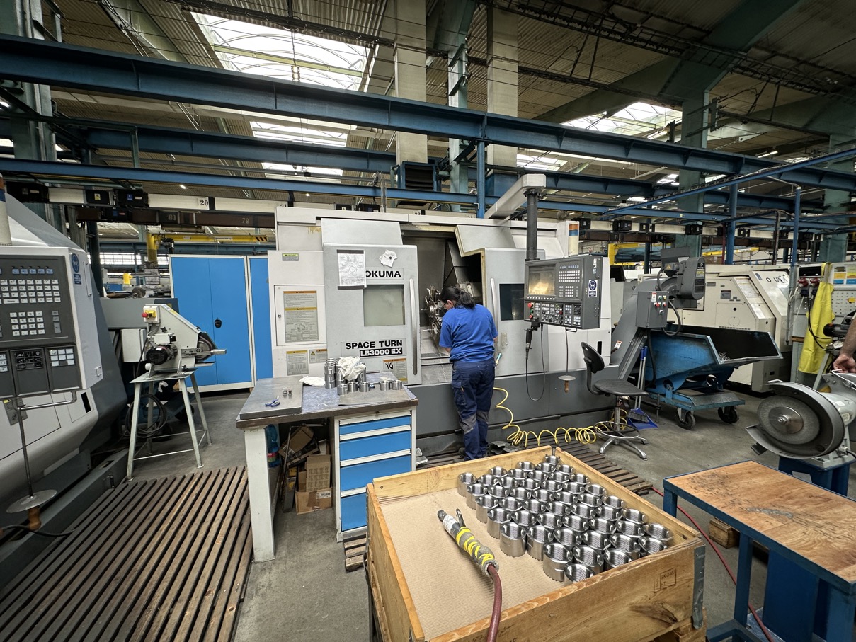 Used Okuma LB3000 EX I CNC Lathe I 2008