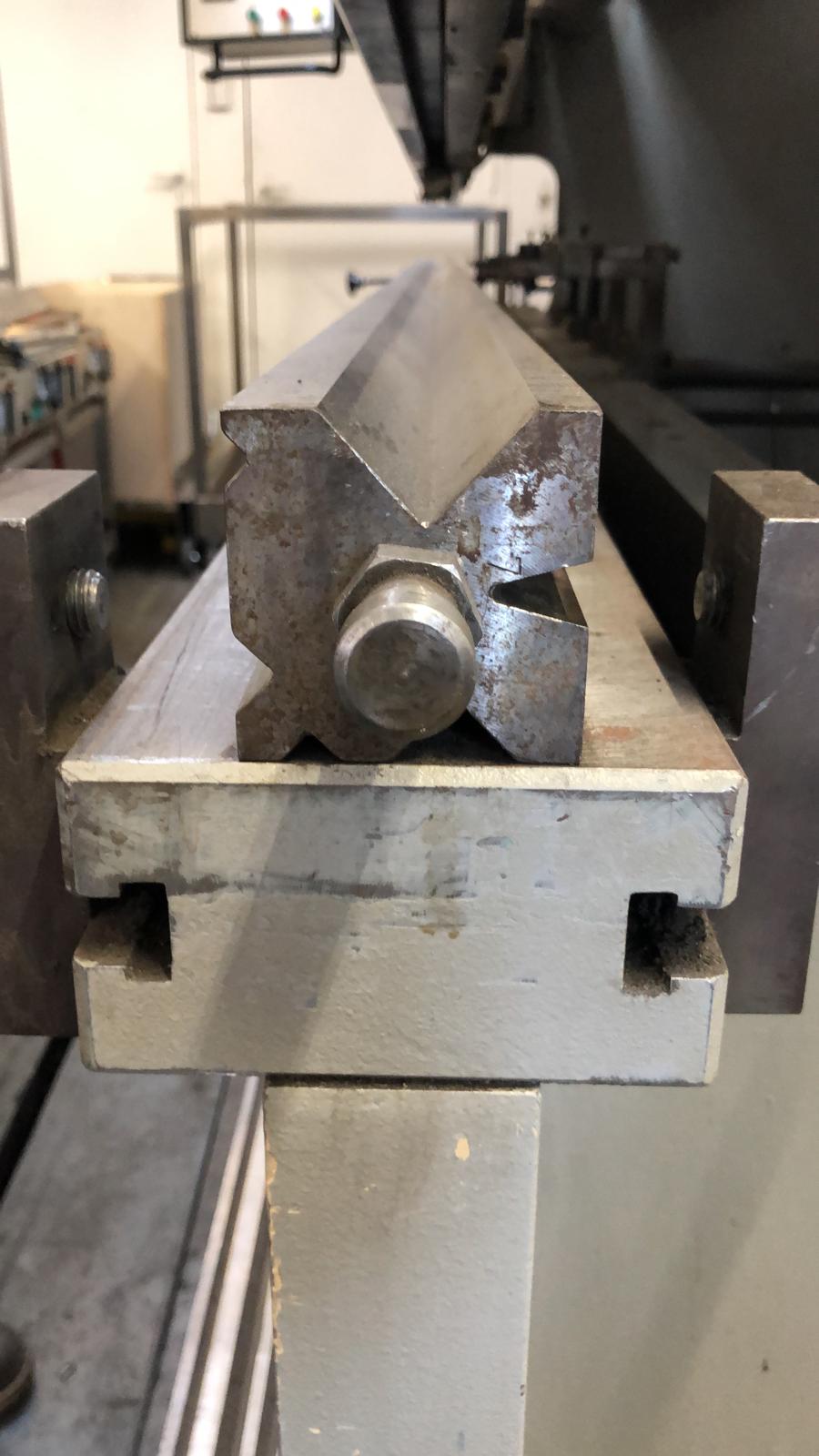 Gebruikt BAYKAL APH 3104 x 90