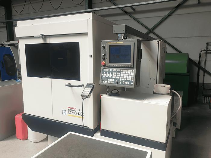 Used FANUC ROBOCUT A04B Wire EDM Machine (2006) – 5-Axis, Fanuc 180iS-WB Control, Low Hours 4620H