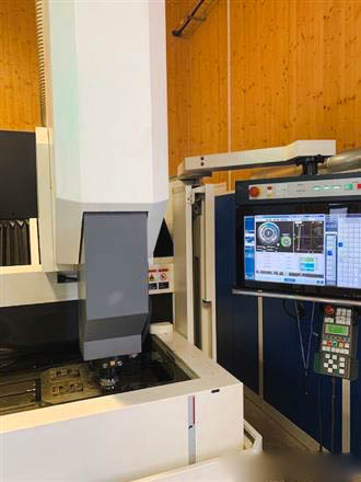 Gebruikt Makino EDAF 3 I Zinkende EDM I 2016