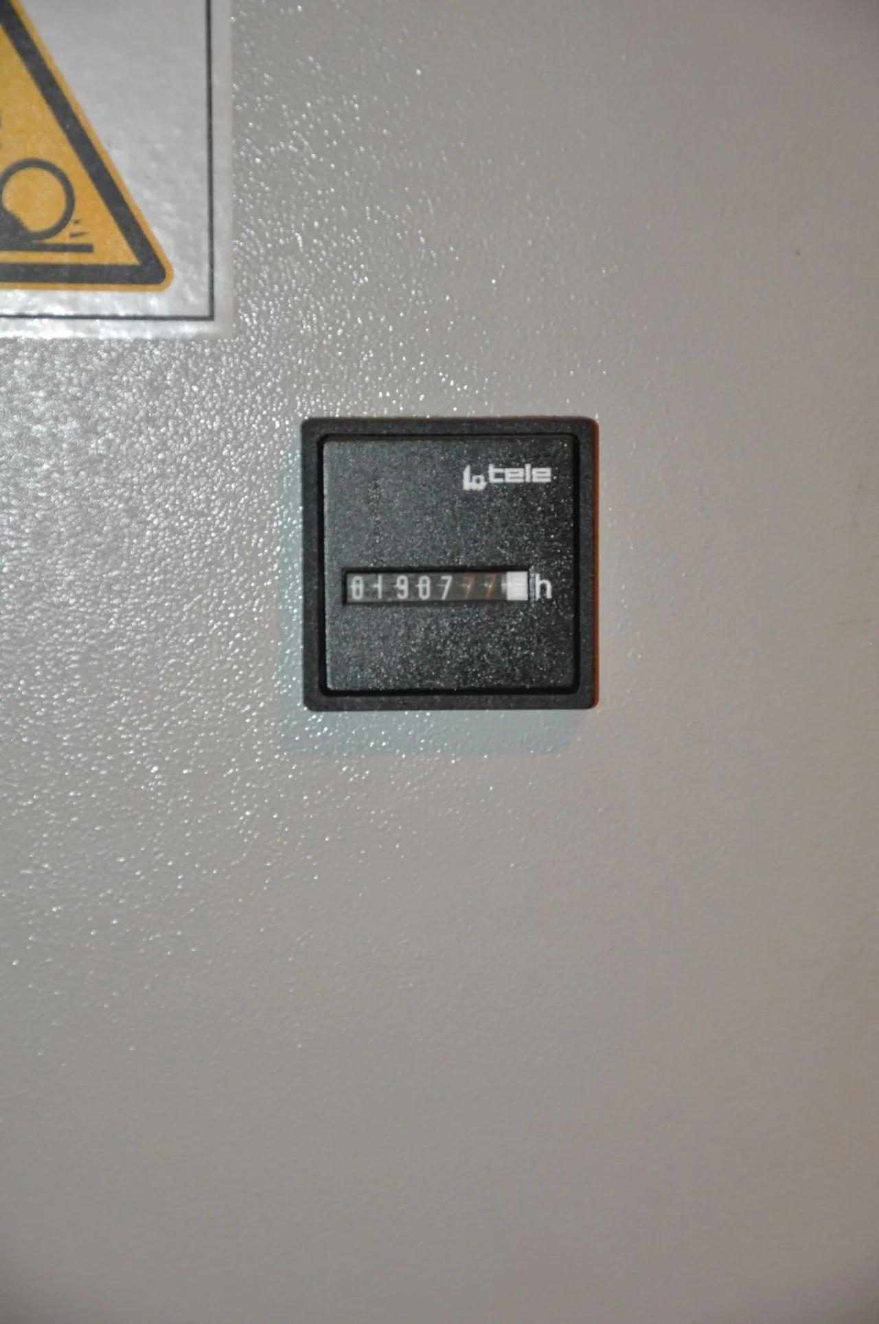 Gebruikt AXA Komet HFB I CNC-machine voor eindbewerking