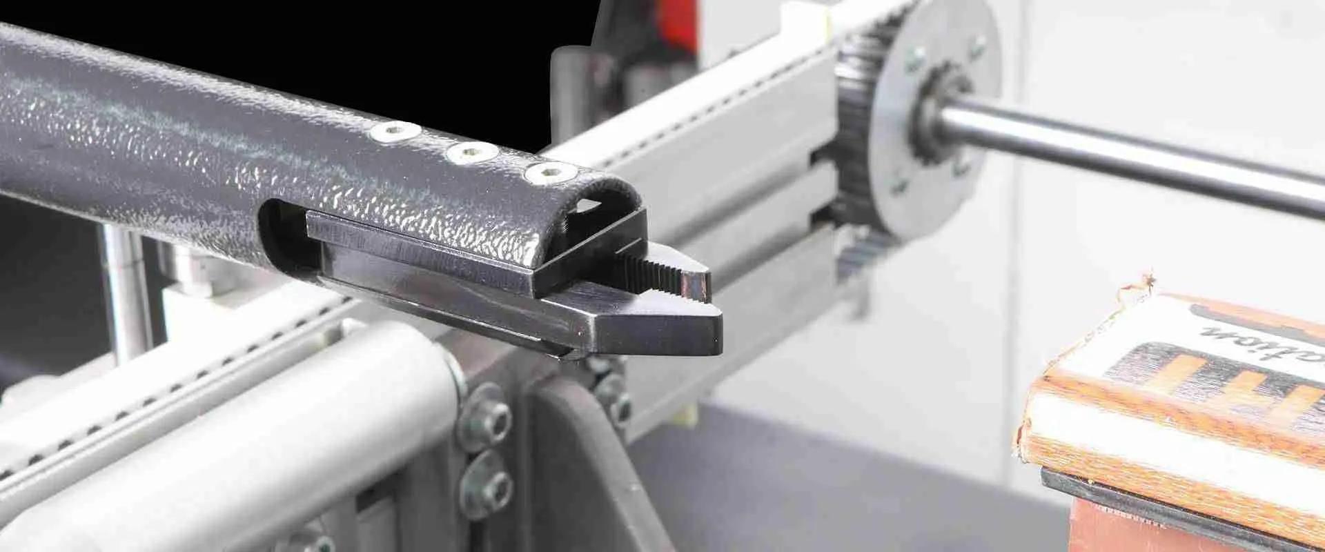 Ozgenc Makina Turbocut 400 I PVC Profiel Bewerking Centrum