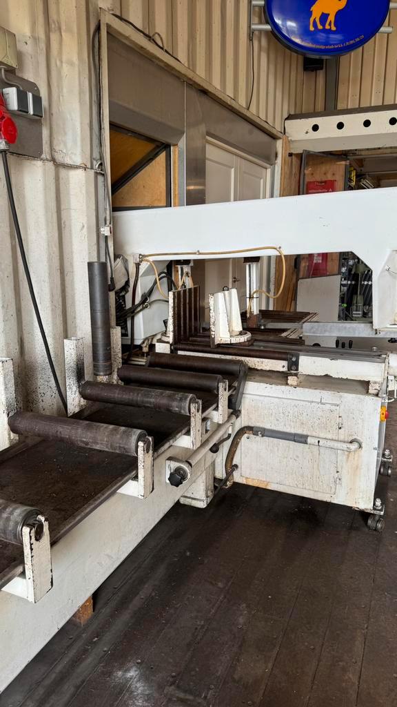 Used MEBA 900x435 I  Band Saw