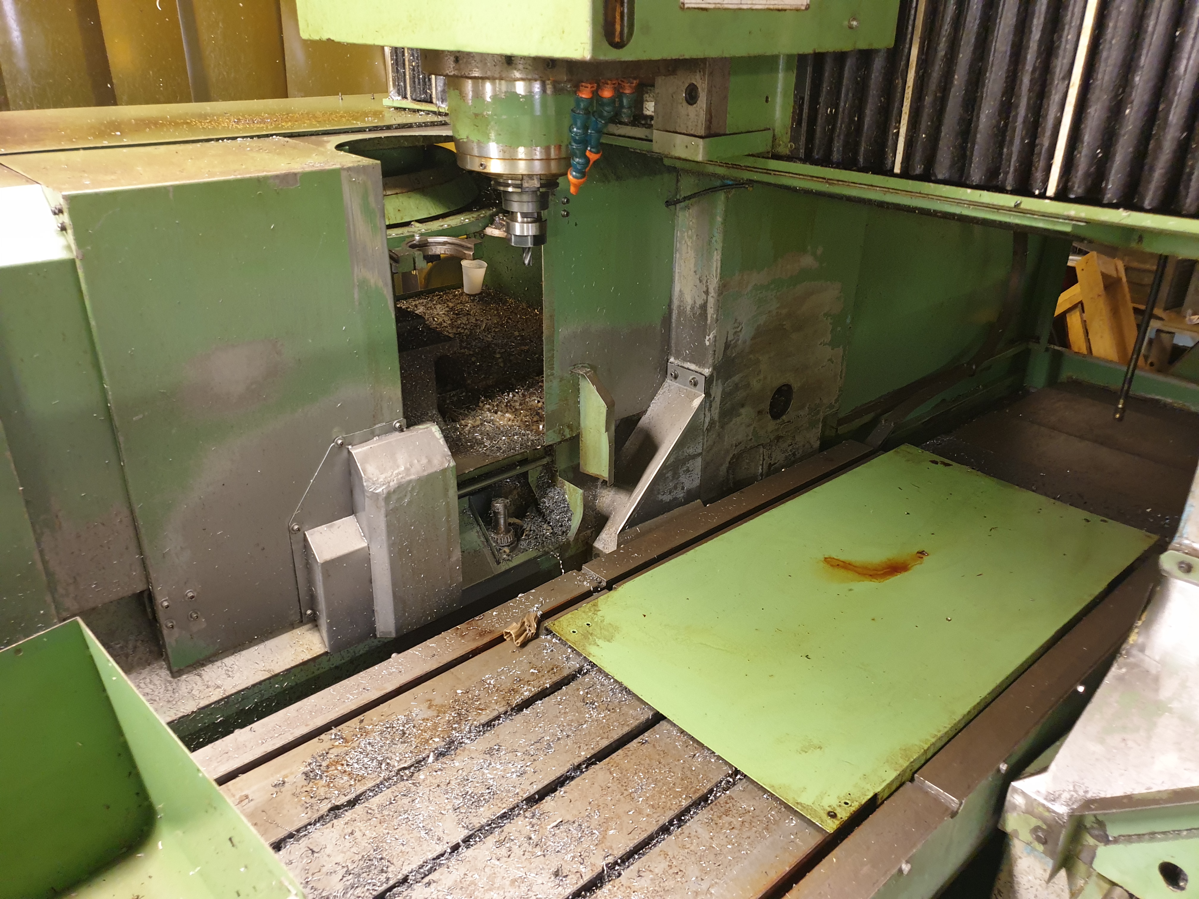 Used MAZAK VQC 30/50B