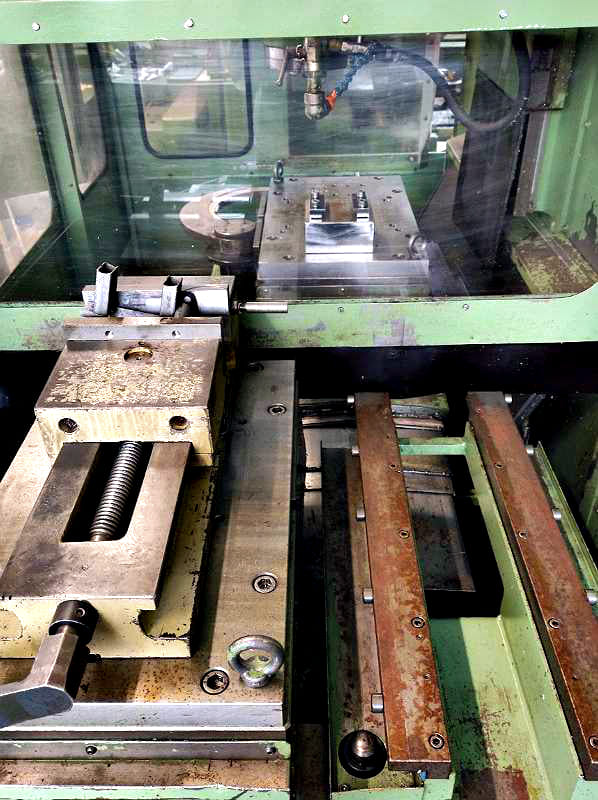 Gebruikt Matsuura RA2 - CNC Vertical machining centres - 1990