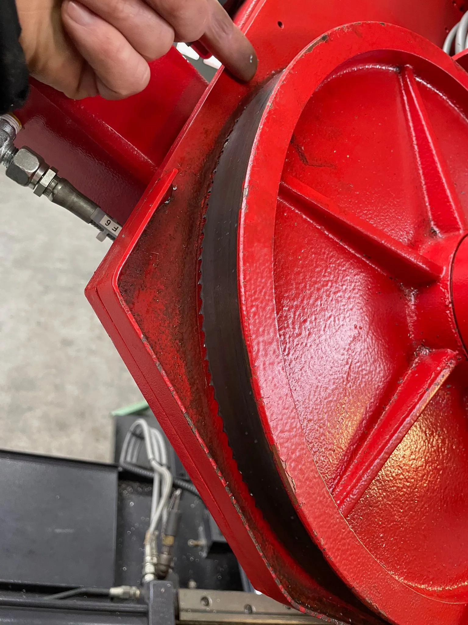 Gebruikt Amada HA250W I Lintzaag I 2011