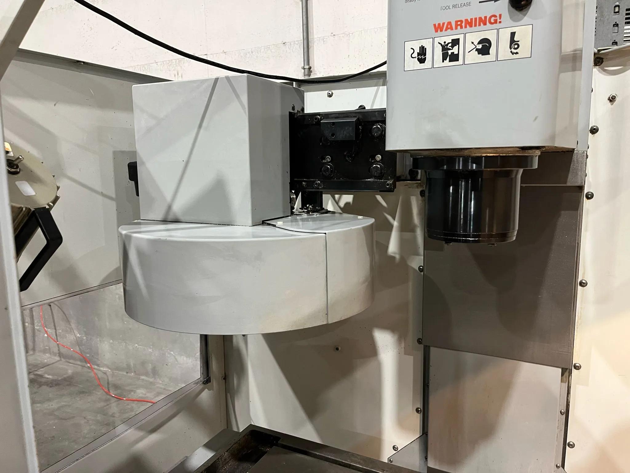 Usado Centro de mecanizado vertical Haas Mini Mill I 2008