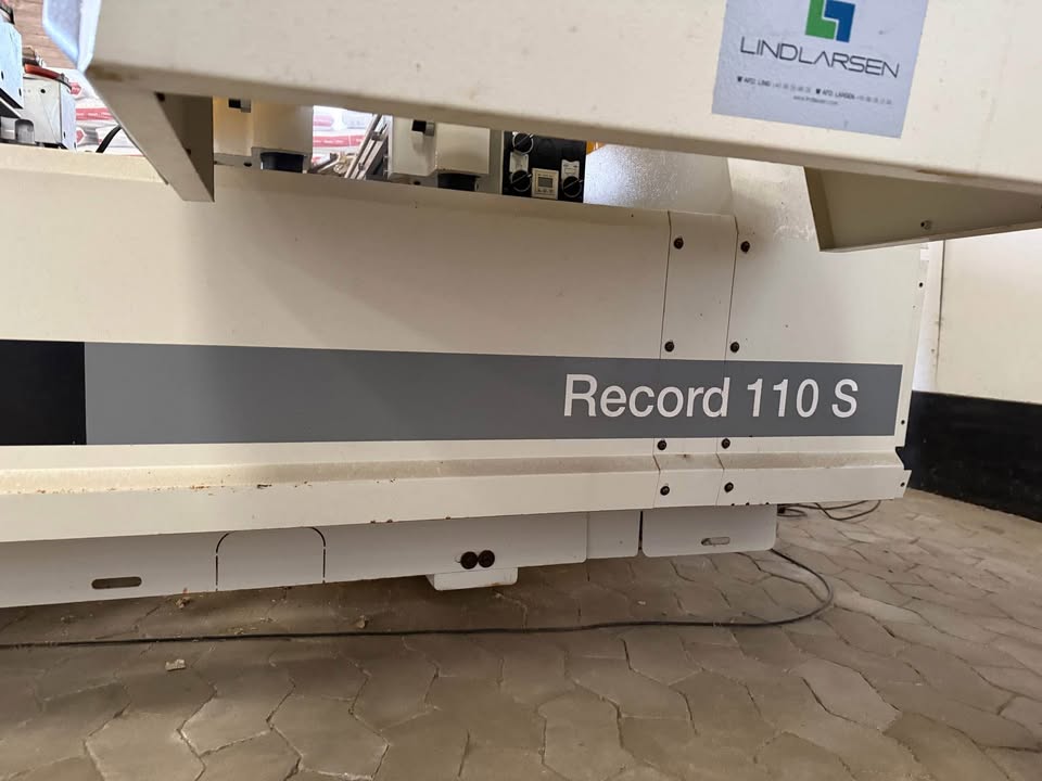 Used SCM Record 110 TV I CNC Machining Center I 2004