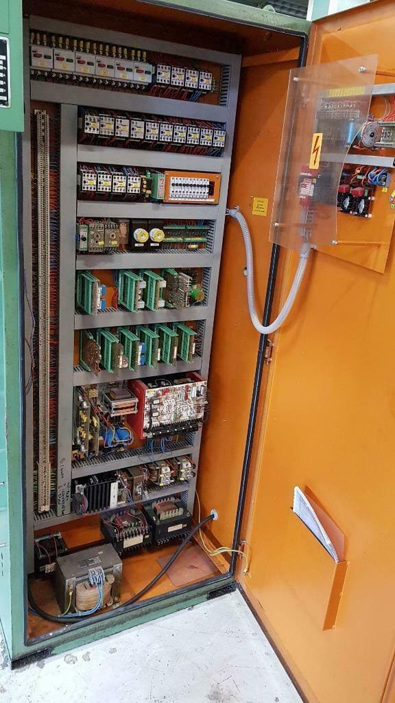 Gebruikt JUNG JF 520