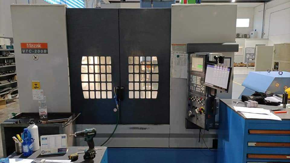 Used Mazak VTC-200 B I Vertical Machining Center I 2008