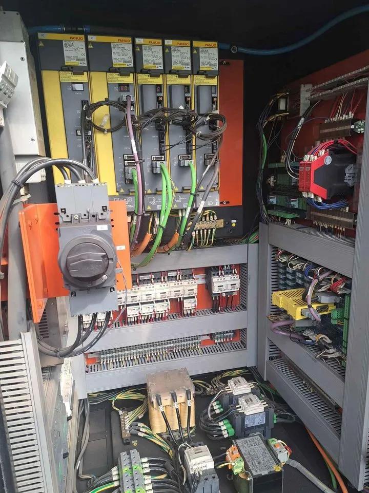 Gebruikt Hartford LG-1000AP I Verticale Bewerkingcentrum
