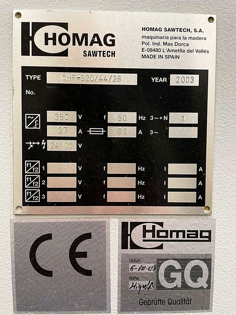 Usado Homag CHF - 320 / 44 / 28 - Máquina de sierra de cinta - 2003