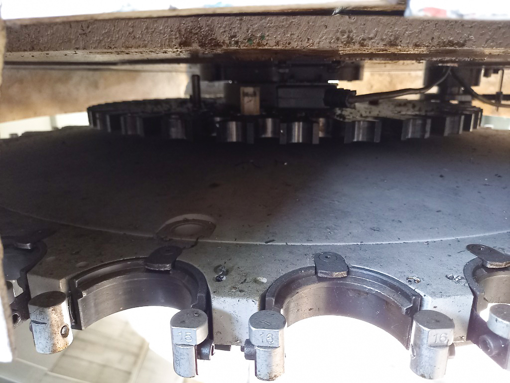 Used Automatic Tool Magazine for Hurco BMC40 - Metalworking CNC tools