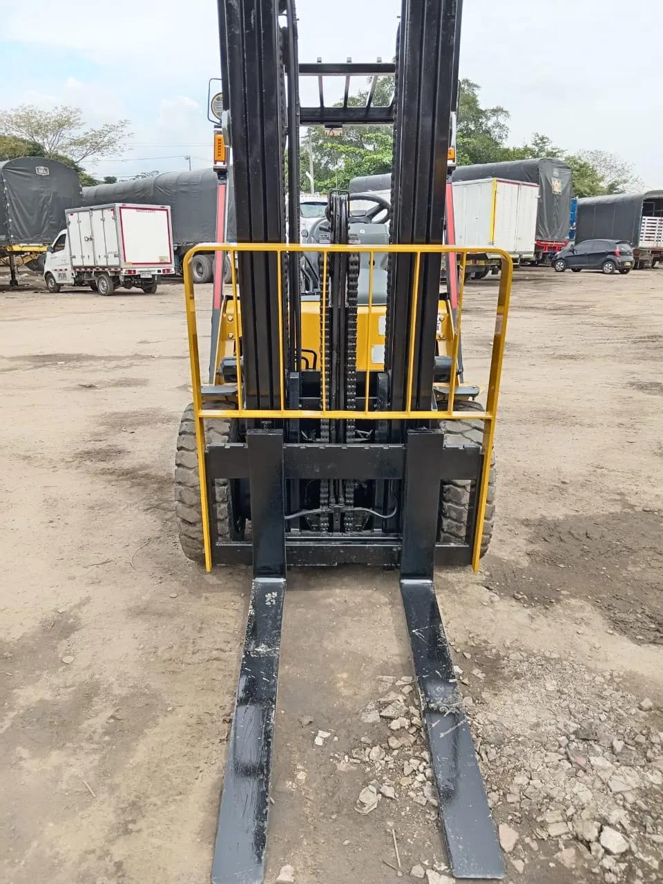 Gebruikt Caterpillar P7000 I Heftruck