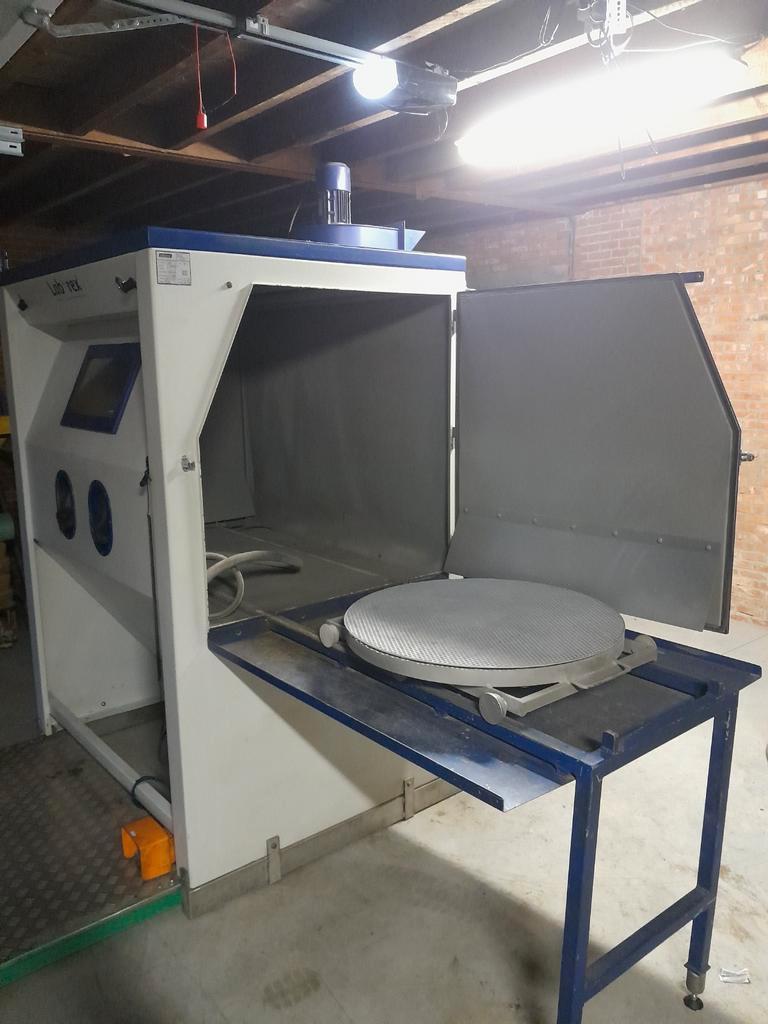 Used Laborex 1500P I Pressure blasting cabinets I 2012