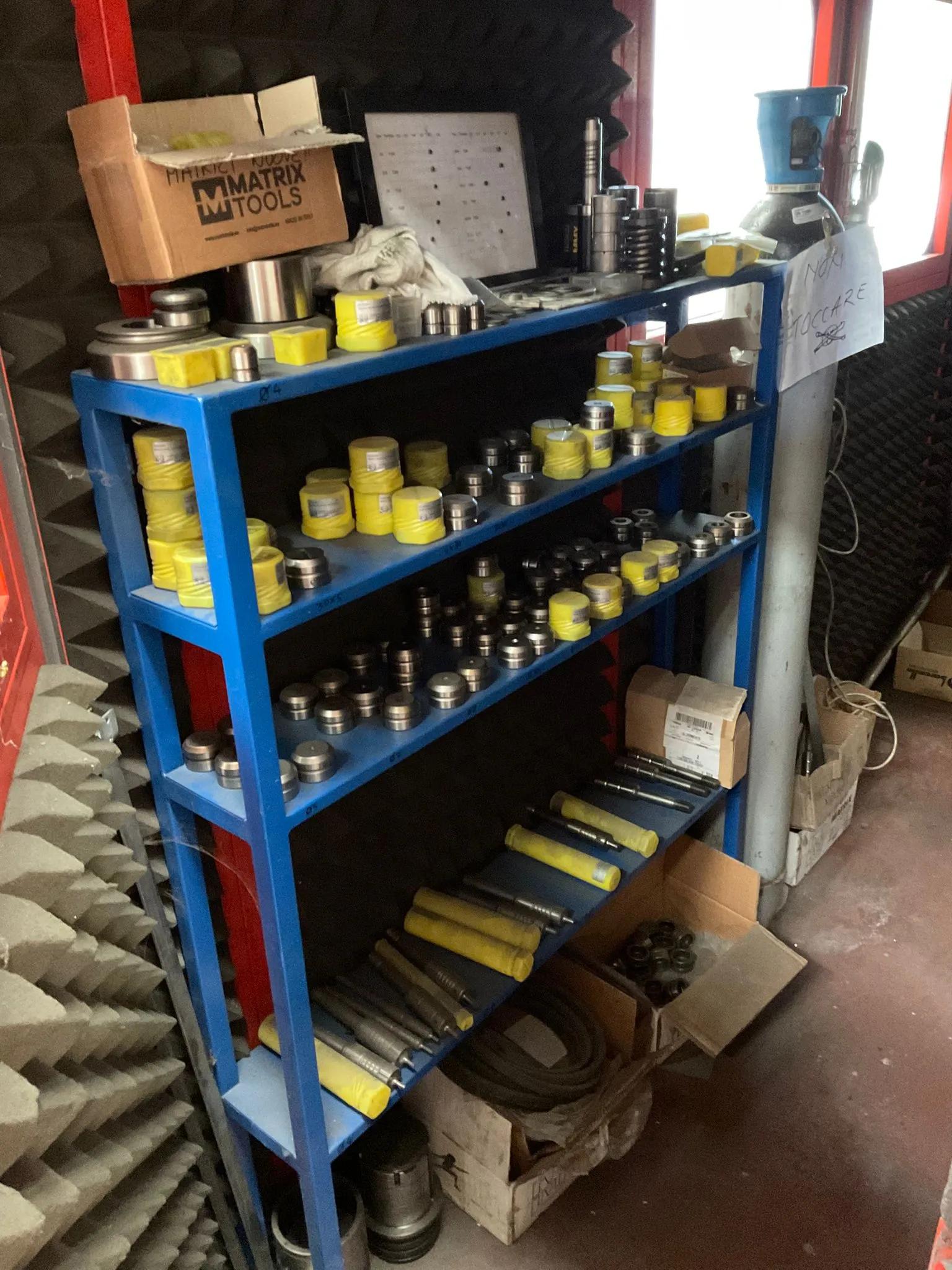 Gebruikt Amada Pega 367 I Ponsmachine