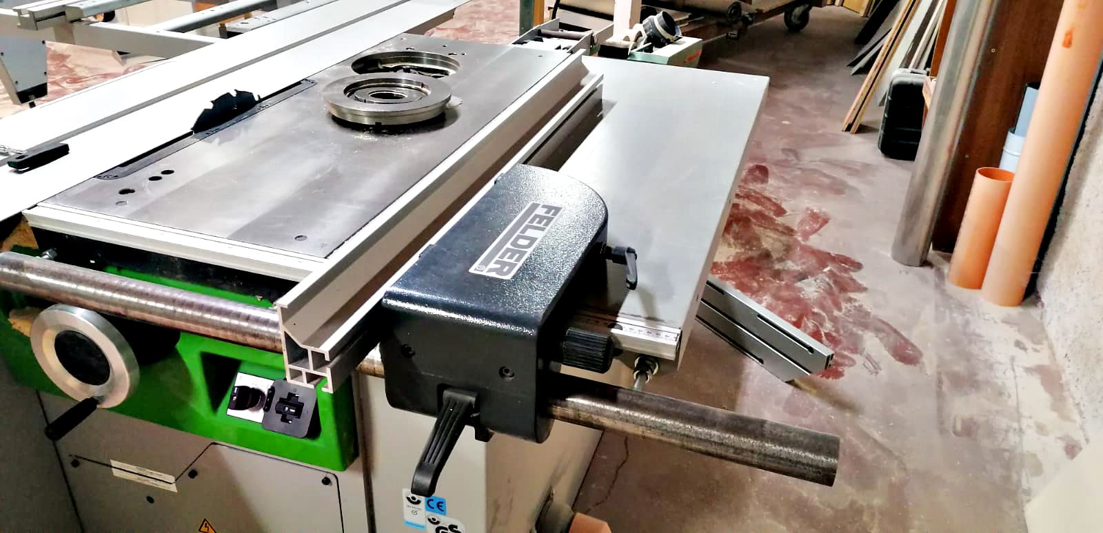 Usado Felder KF 700 - Sierra de Mesa Deslizante - 2009