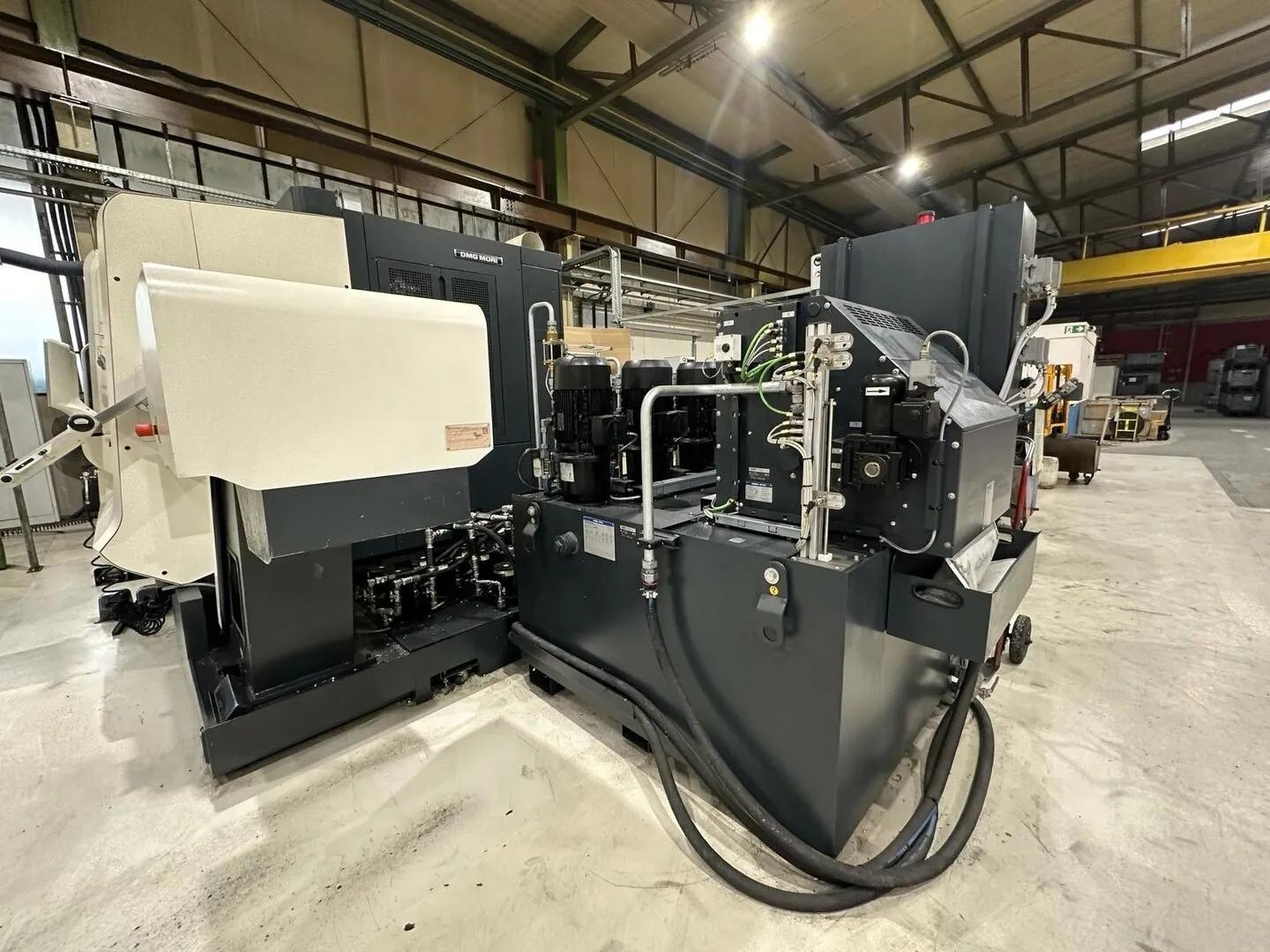 Usado Centro de Torneado CNC DMG MORI NZX 2000/800 I