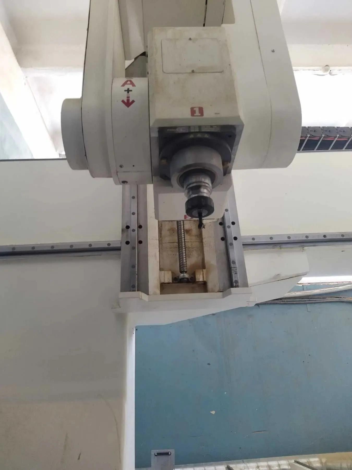 Gebruikt PADE CLIPER-L I 5-Assige Bewerking Centrum