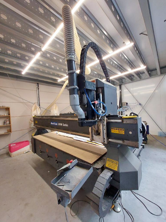 Usado Multicam 5-304-H - Router CNC - 2012