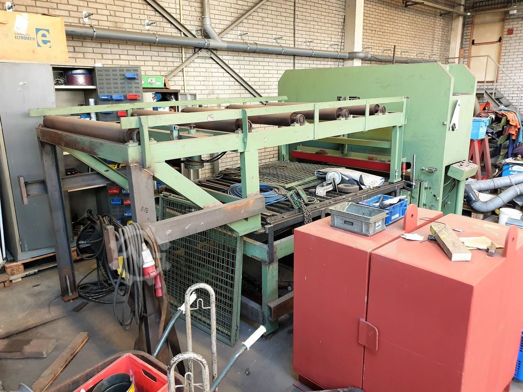 Used LVD 600T x 1500mm - Press Brake 1986